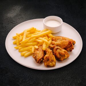 Крылышки куриные + фри + соус 1/400 gr